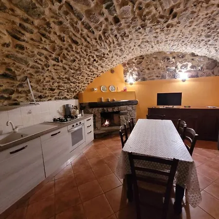 La Casa Sull' Altopiano Mountain Iseo Hospitality Bossico