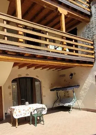 La Casa Sull' Altopiano Mountain Iseo Hospitality *