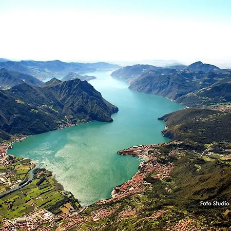 La Casa Sull' Altopiano Mountain Iseo Hospitality *